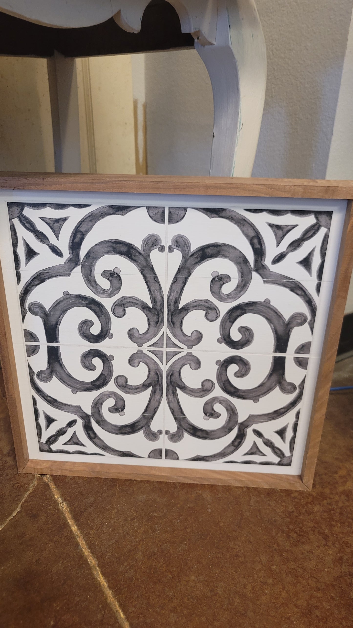 Black and White Tile Design (Med) Wood Sign