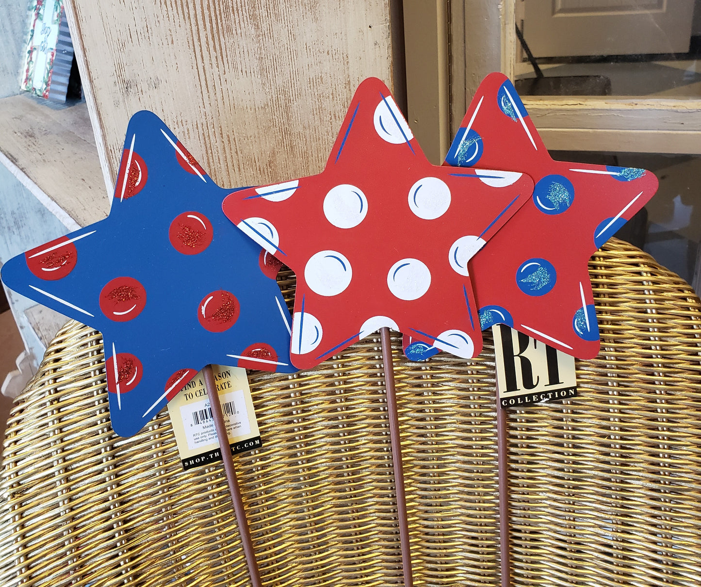 Round Top Metal Patriotic Star Stake  Set of 3